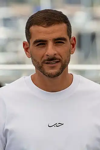 Description de cette image, également commentée ci-après