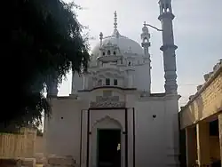 Mausolée à Shahdadpur