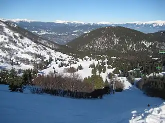 Vue aérienne de la station.