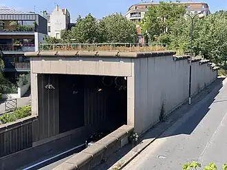 Sortie du tunnel menant au boulevard Albert 1er.