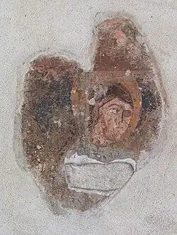 Reste d'une fresque du XIIe siècle dans le narthex.