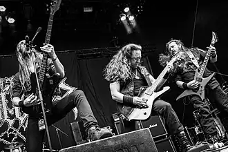 Description de cette image, également commentée ci-après