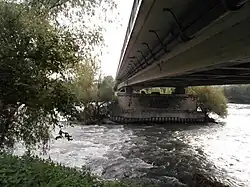 Le pont du Vercors vu de dessous.