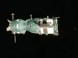 Soyouz 19 vu depuis Apollo.