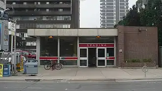 Image illustrative de l’article Spadina (métro de Toronto)