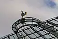 Statue du coq sur le toit du stade du Tottenham Hotspur Stadium.