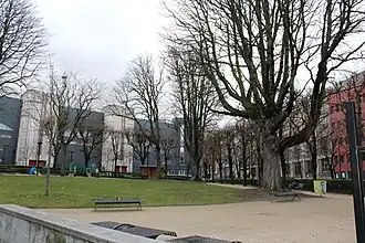 Image illustrative de l’article Square du Docteur-Variot