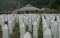 Pierres tombales musulmanes au mémorial du génocide à Potočari, près de Srebrenica