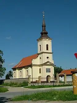 L'église de la Nativité-de-la-Mère-de-Dieu de Srijemske Laze