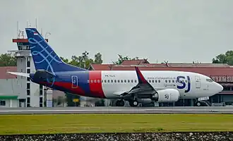 Le Boeing 737 impliqué dans l'accident (PK-CLC), photographié à l'aéroport Syamsudin Noor en juillet 2019.