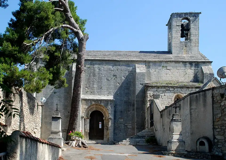 La chapelle Saint-Marcellin de Boulbon.