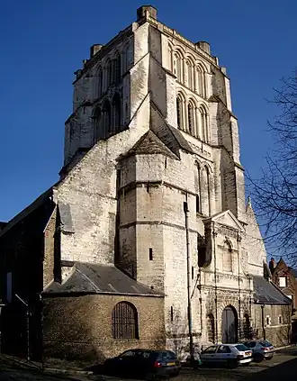 L'église Saint-Denis située à Saint-Omer