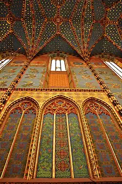 Peinture murale et la voûte étoilée conçues par Jan Matejko.