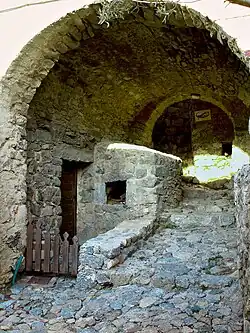 Le vieux four à pain.