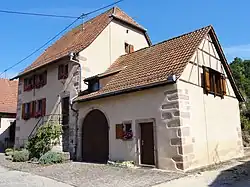 Ancienne ferme (1768), 6 rue du Calvaire.