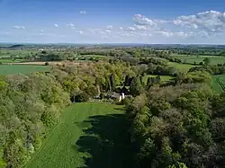 Vue aérienne de l'église Saint-Grégoire de Kirkdale