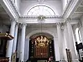 St. Mary Woolnoth (1716–23), intérieur tourné vers l'est.