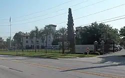 Description de l'image St Petersburg FL old Military Acad01.jpg.