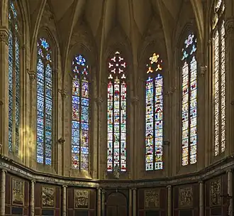 Vitraux de l'abside.