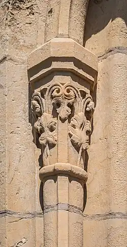 ... et un de ses piliers.