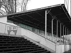 Le stade de la Croix du Prince.