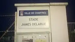 Plaque nominative d'un bâtiment.