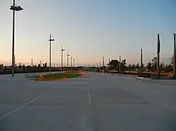 Allée menant au Stade des Lumières encore en chantier en mai 2015