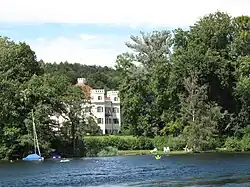 Bord du lac de Starnberg.