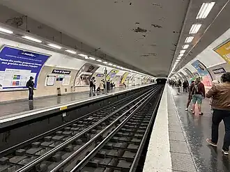 Vue générale des quais.