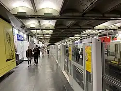 Quai de la station Tuileries.