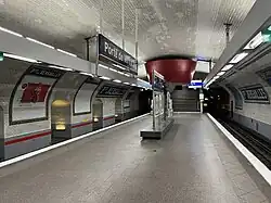 Quais direction Mairie d'Issy, en 2022.