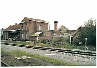 Extensions du corps de logis.