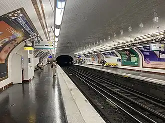 Les quais vus en direction de Mairie d'Issy.