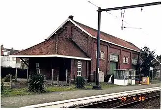 Halle aux marchandises (1998).