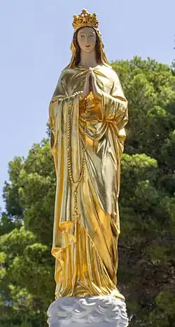 Statue de Notre-Dame du Dimanche.