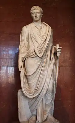 Statue de l'empereur Auguste