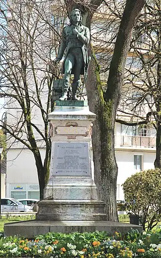 Statue de Larrey à Tarbes.