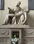 Statue de pietà (chapelle des morts).