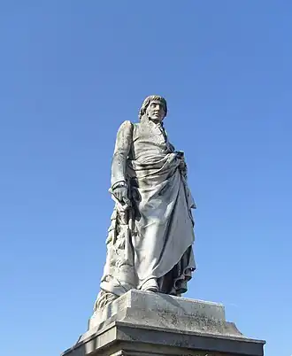 Statue de Ladoucette à Gap