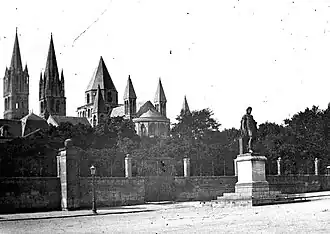 Photographie de la statue en 1890.