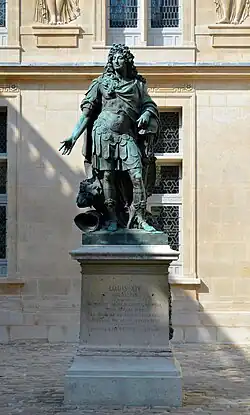 Louis XIV en empereur romain d'Antoine Coysevox.