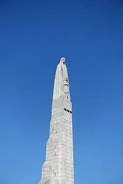 Paul Landowski, statue de Sainte Geneviève protégeant Paris sur le pont de la Tournelle.