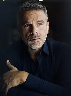 Description de cette image, également commentée ci-après