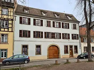 Porte cochère au no&nbsp;2.