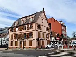 À l'angle de la rue du Cygne, le no&nbsp;6.