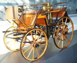 Premier prototype Daimler-Motoren-Gesellschaft de 1886, à Moteur Daimler Type P de Gottlieb Daimler et Wilhelm Maybach