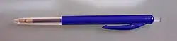 BIC M10 rétractable.