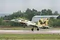 Le premier prototype du Su-35BM (no&nbsp;901) vu en août 2011, alors qu'il débutait ses tests d'acceptation de l'État, au centre d'essai en vol d'Akhtoubinsk.