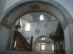 Intérieur de la salle de prière.