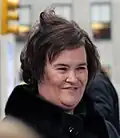 Lemon remporte le Snatch Game de la deuxième saison avec son interprétation de Susan Boyle.